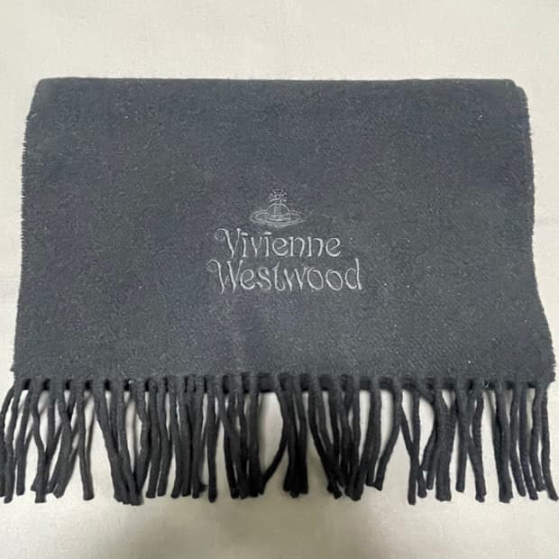 비비안웨스트우드 머플러 블랙