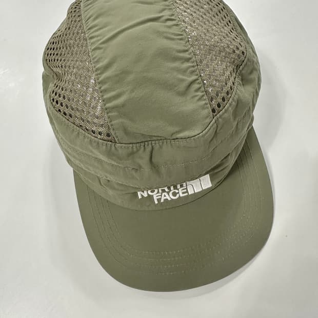 노스페이스 선 실드 캡