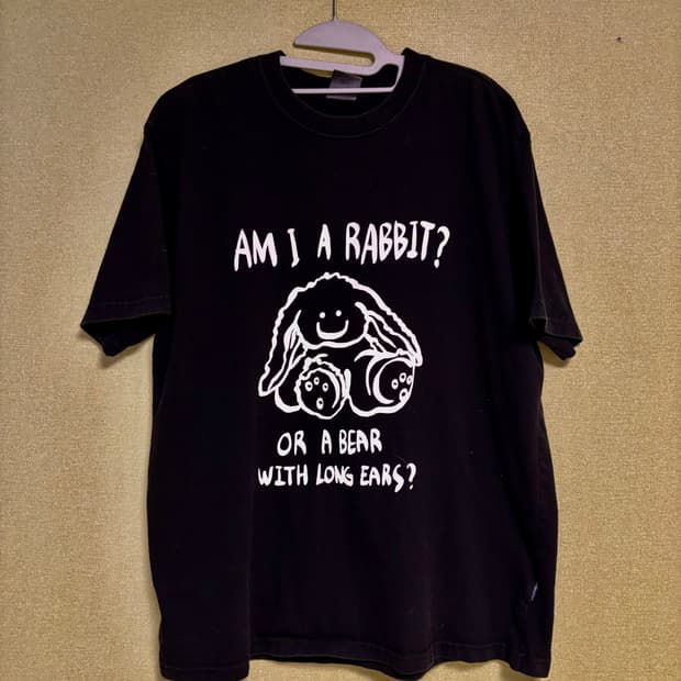 RABBIT OR BEAR 반팔티 BLACK