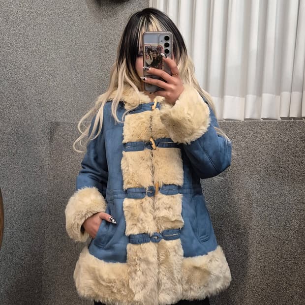 VINTAGE BLUE FUR COAT