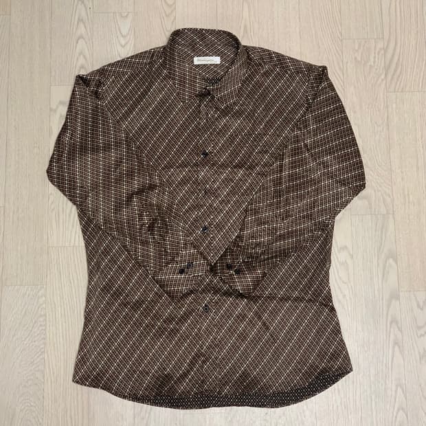 갈색 패턴 셔츠