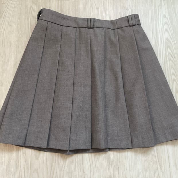 (새상품) 플리츠 그레이스커트 s