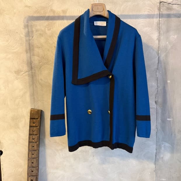 80s 프렌치 메이드 니나리치 자켓 66~77