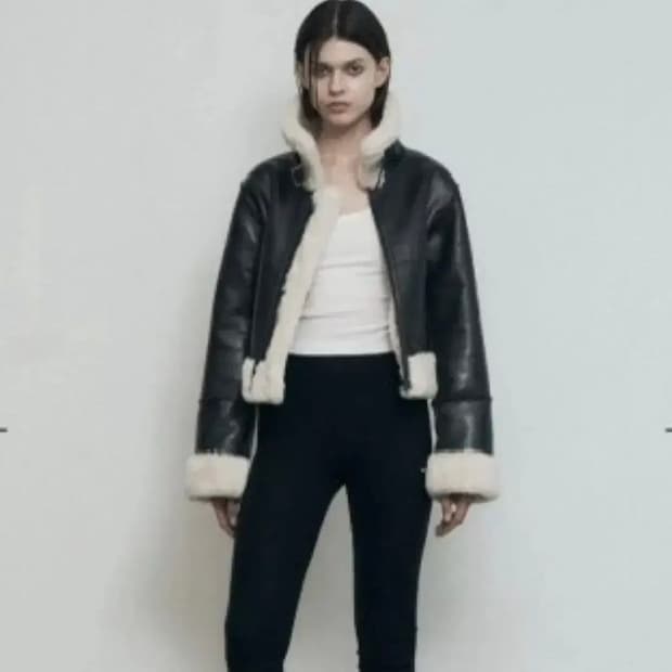 보헤미안서울 23fw 슬림핏 무스탕 블랙