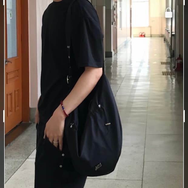 YIEYIE 아일렛 백 black