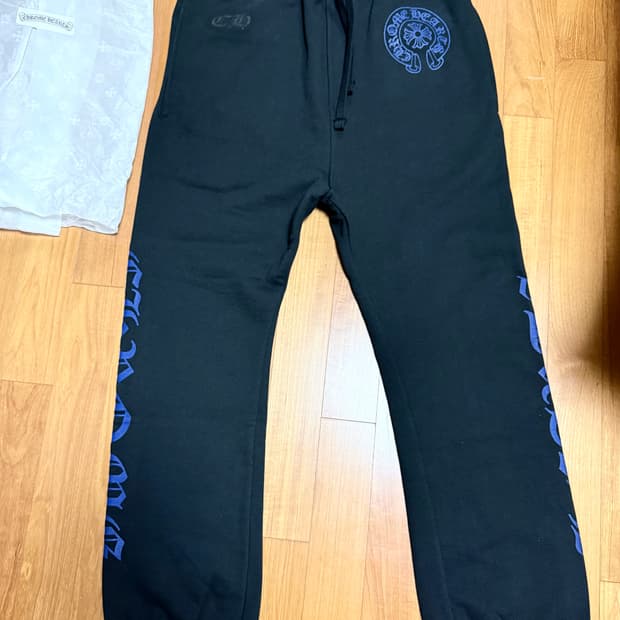 [새상품] 크롬하츠 홀스슈 로고 스웻팬츠 블랙 블루로고 S