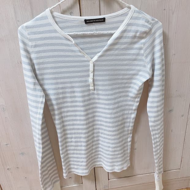 브랜디멜빌 블루 스트라이프 긴팔 젤리 티셔츠 롱슬리브