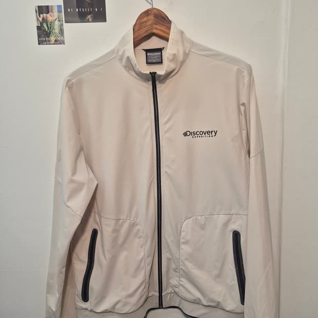 디스커버리 익스페디션 바람막이 105
사이즈 