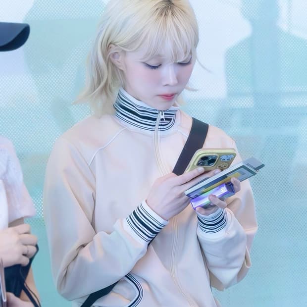 스컬프터 스트라이프 트랙 집업_아이보리S