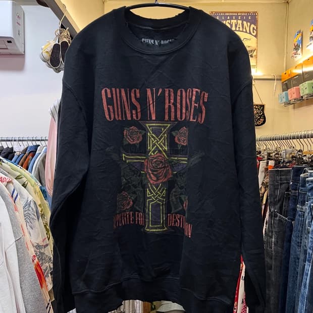 건즈 앤 로지스 88년 투어 스웻 셔츠