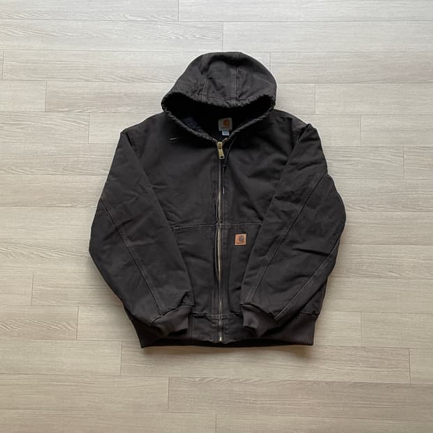 칼하트 j130 DKB 다크 브라운 액티브 자켓 샌드스톤