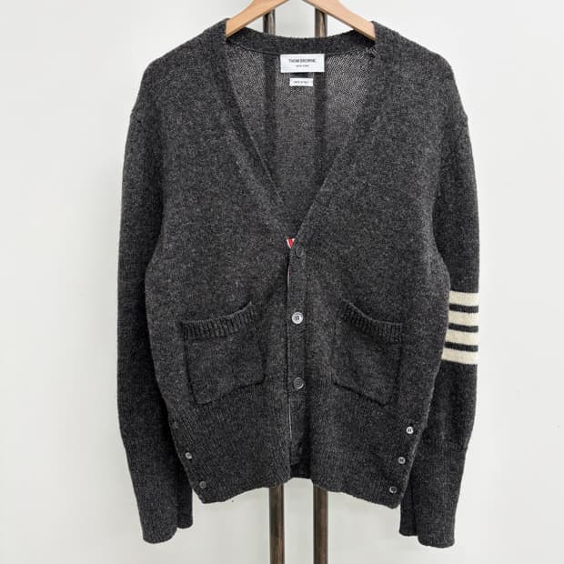 [4]톰브라운 사선완장 셰틀랜드 가디건 
