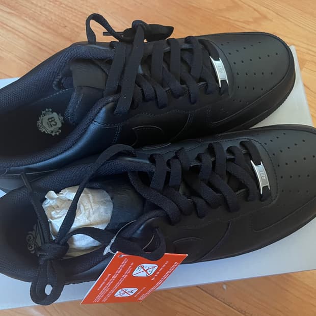 [300] 나이키 에어포스 트리플블랙 올검포스 새상품 팝니다