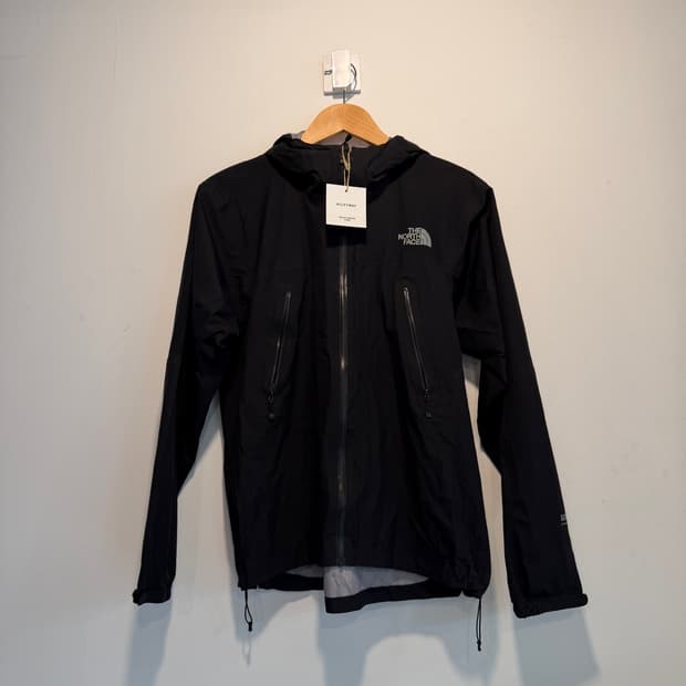 Northface windbreaker