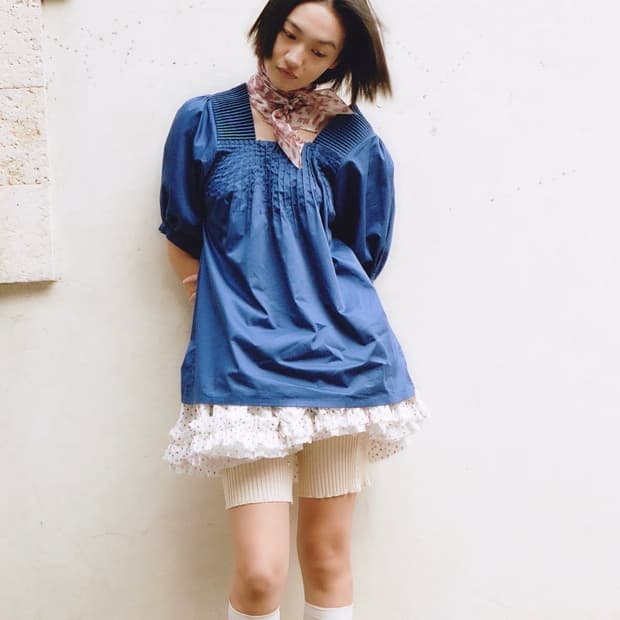 cosmoss ) PLEATED NECK HALF SLEEVE BLOUS