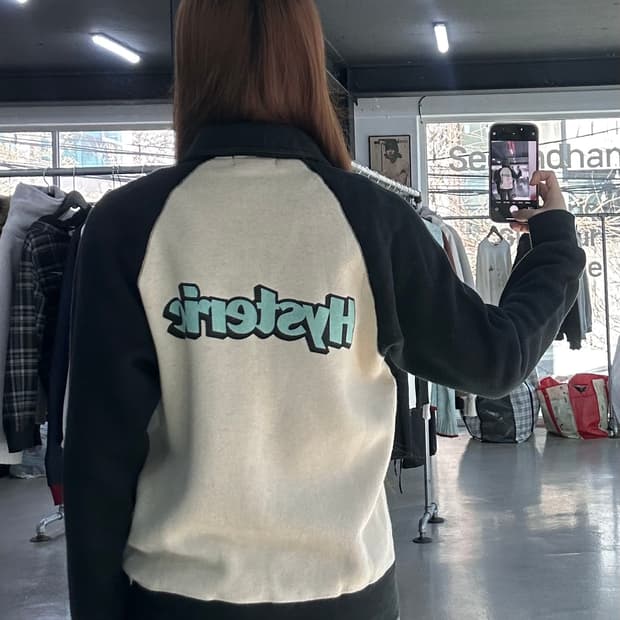 히스테릭글래머 데빌 백로고 스웻 바시티자켓