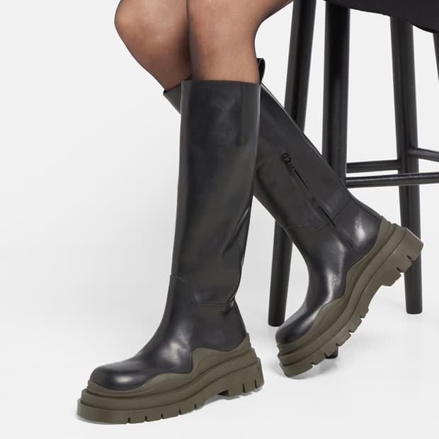 새상품 보테가 베네타 타이어 부츠 하이 레더 부츠 36+ / 38 사이즈