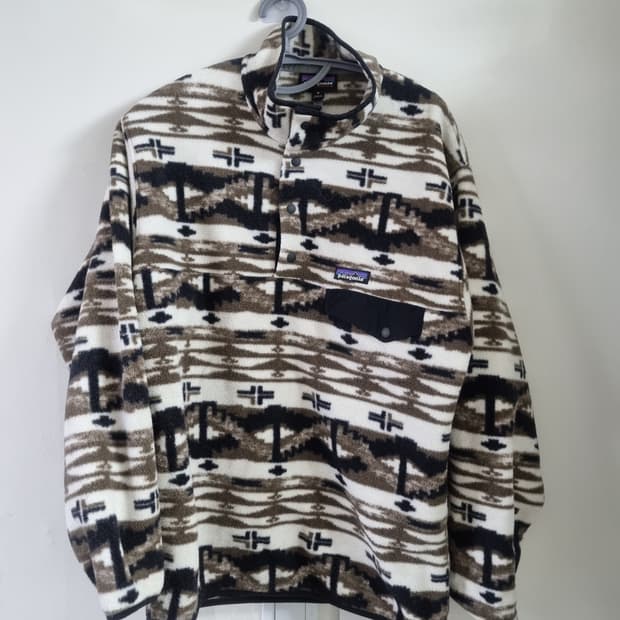 파타고니아 눈꽃 아즈텍 m