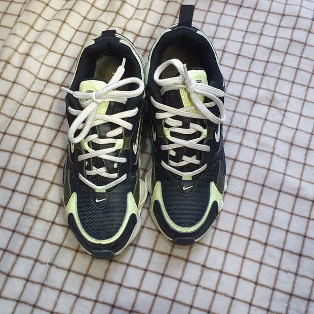 나이키 샥스 TL 노바 블랙 레몬 베놈 운동화