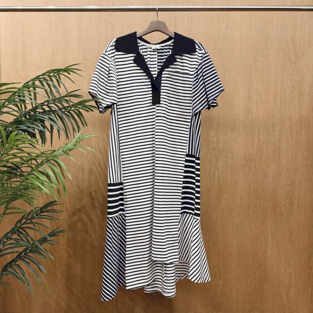 시스템 리에디션 반팔 원피스 스트라이프 패치워크 배색 네이비 화이트