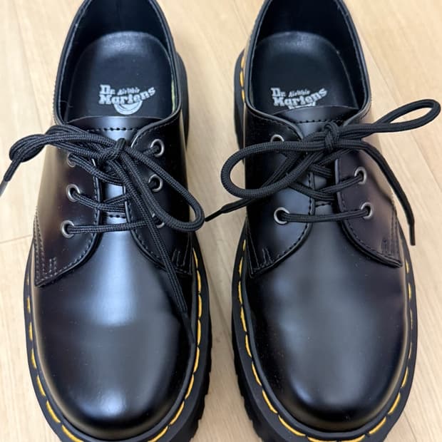 닥터마틴 1461 쿼드 240