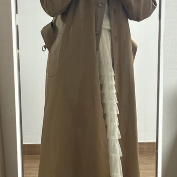 입생로랑 Yves Saint Laurent 트렌치 코트(정품)