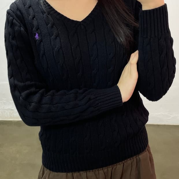 폴로 랄프로렌 블랙 꽈배기 브이넥 니트