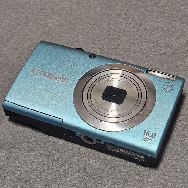 캐논 파워샷 A2400IS 빈티지 디카 판매합니다