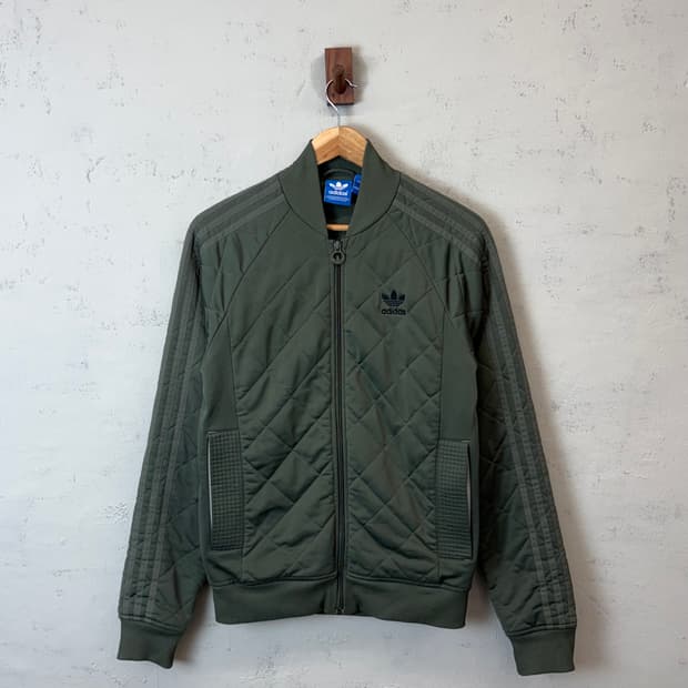 아디다스 카키 퀼팅 트랙탑 져지