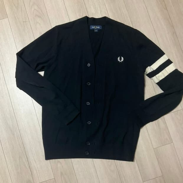 프레드페리 검/흰 가디건 S사이즈