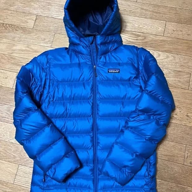 파타고니아 다운 스웨터 후디 후드 경량 패딩 맨xs 우먼s 등산 클라이밍