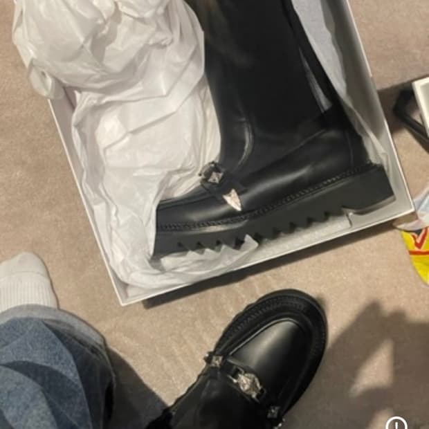 TOGA PULLA black leather tall boots