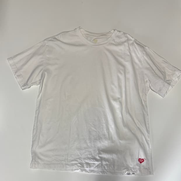 휴먼메이드 하단 스몰 하트 프린팅 베이직 반팔 티셔츠 L ~ XL