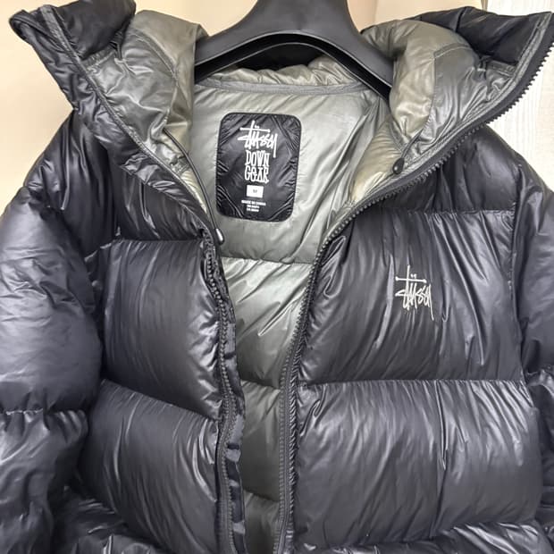 스투시 다운 파카 마이크로 립스탑 패딩 팬텀 블랙[사이즈:M]