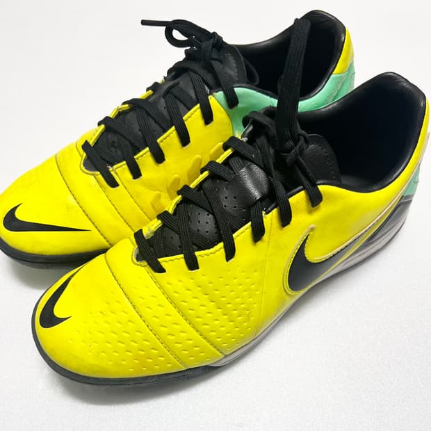 [260] 나이키 CTR360 리브레토3 TF 풋살화