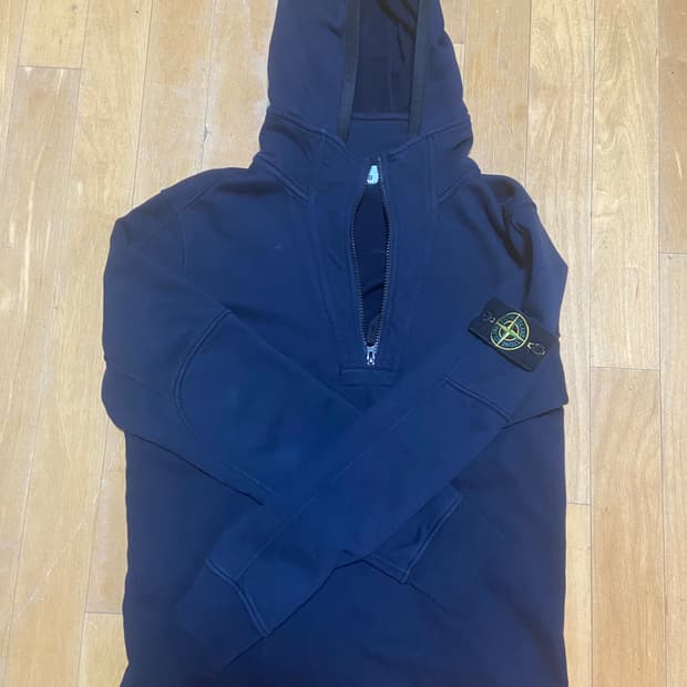 스톤아일랜드 반집업후드