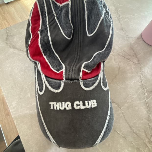 떠그클럽 불모자