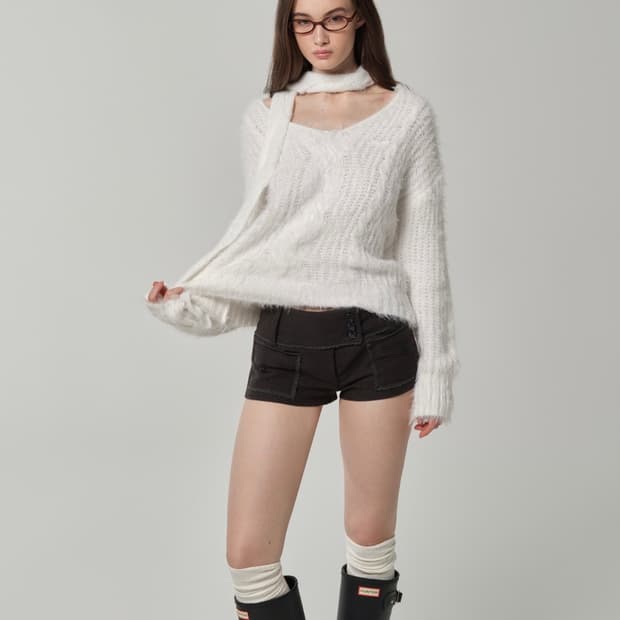 클리시어 Softy cable knit & muffler 머플러 화이트