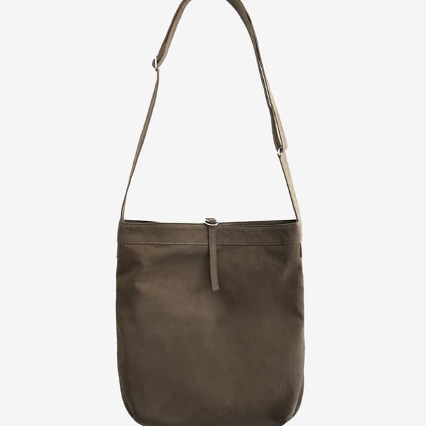 (INSILENCE) 인사일런스 우먼 몰스킨 뉴스보이 백 (Brown)