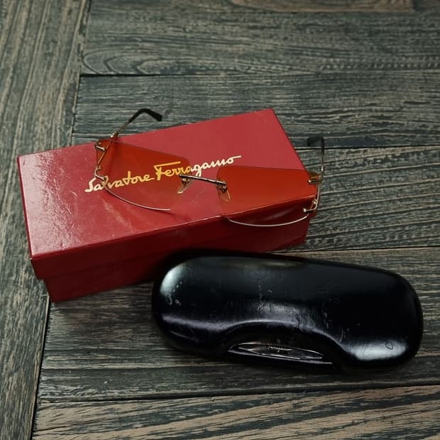 [살바토레 페레가모] 빈티지 긱시크 선글라스 P01224