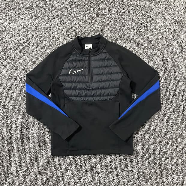 빈티지9. 나이키 써마핏 아카데미 윈터 워리어 드릴 탑 롱슬리브 긴팔티