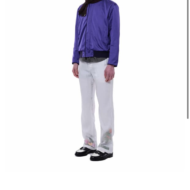 Xlim ep9 봄버자켓 m사이즈구해요 !!