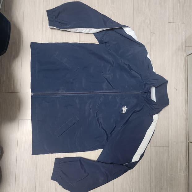 스투시 재팬 익스클루시브 트랙 웜업 바람막이