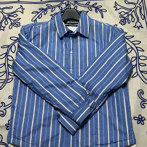 자크뮈스 라 슈미즈 불랑제 퍼프 오버셔츠