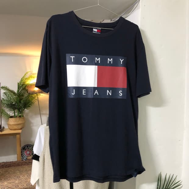 Tommy jeans 빅로고 반팔티