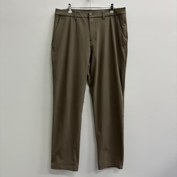 룰루레몬(lululemon) 남성용 커미션 팬츠 클래식 핏