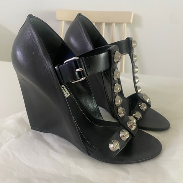 Balenciaga 스터드 웨지힐