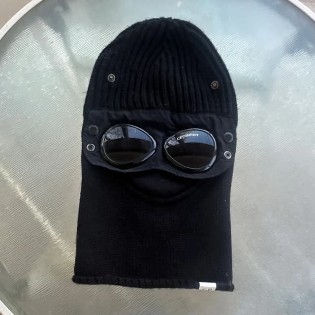 C.P. 컴퍼니 엑스트라 파인 메리노 울 고글 발라클라바