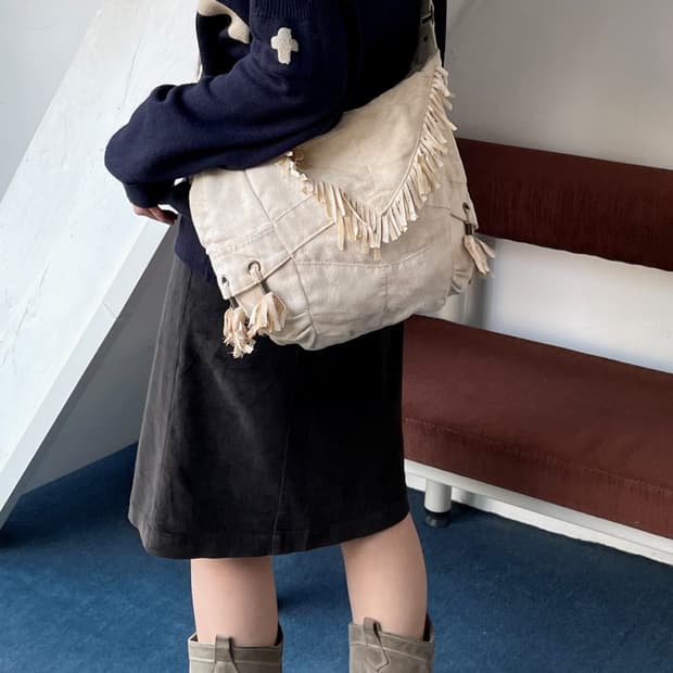 Native design hobo bag