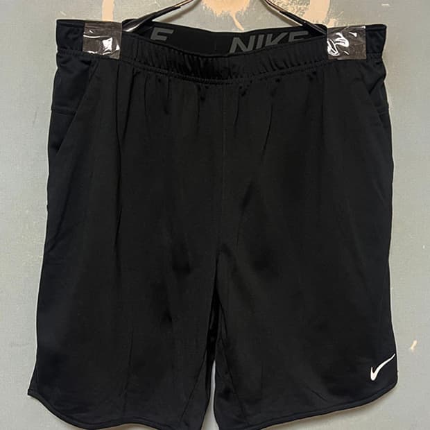 NIKE 나이키 드라이핏 토털리티 9인치 언라인드 쇼츠 블랙 XXL 36